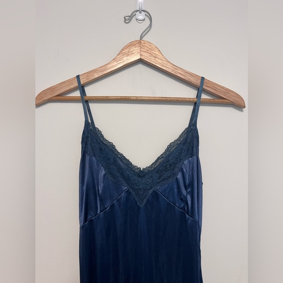 Flowy Sheer Dress with Slip - Picture 4 of 4